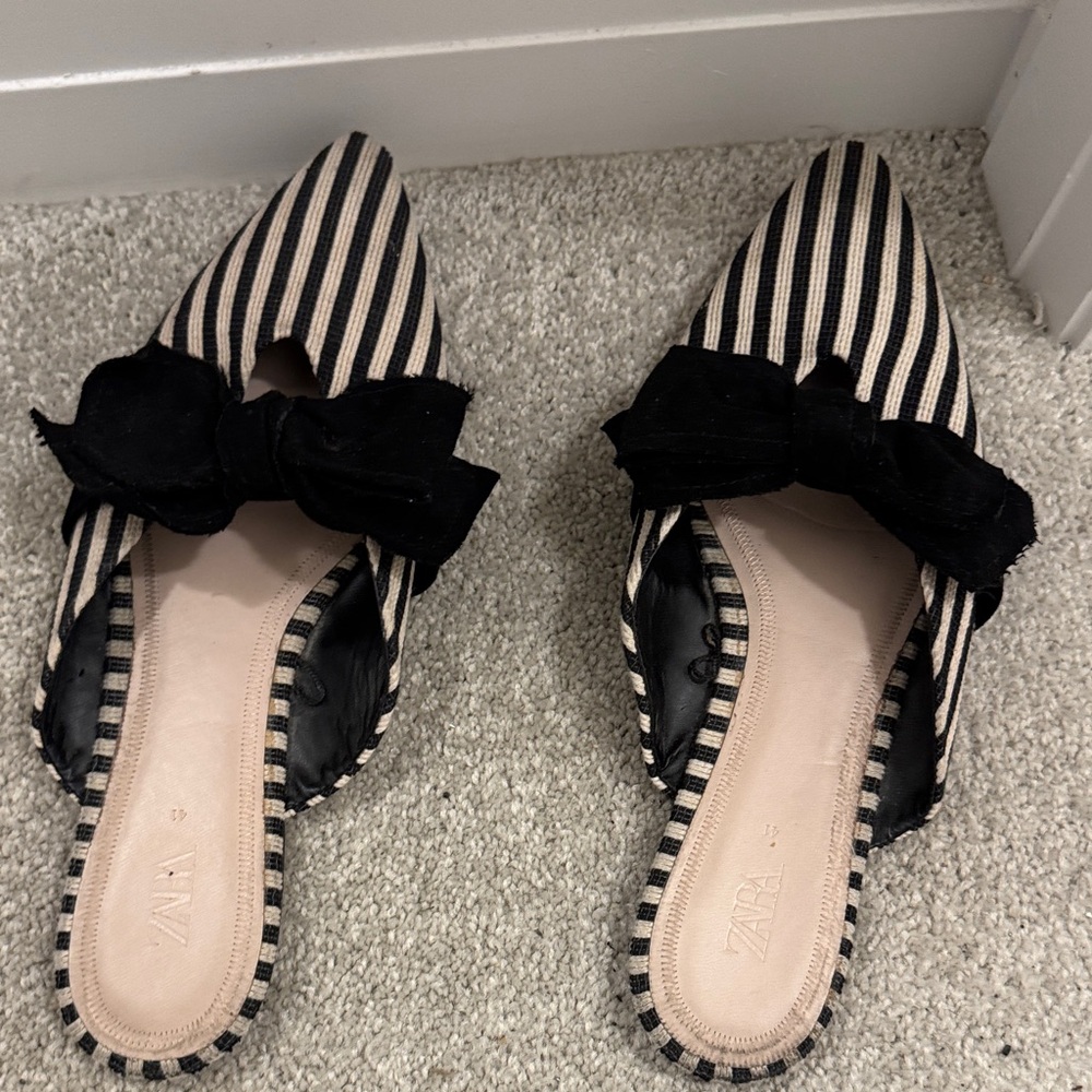 Zara Women's Black and Cream Bow Mules